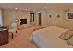 6046 PENFIELD Avenue, Woodland Hills CA: 