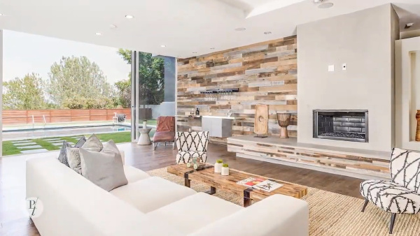3608 Crownridge Drive, Sherman Oaks CA: 