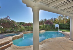 7301 HILLSVIEW Court, West Hills CA: 