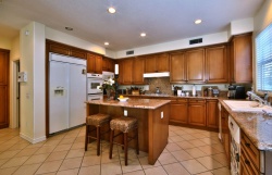 7301 HILLSVIEW Court, West Hills CA: 