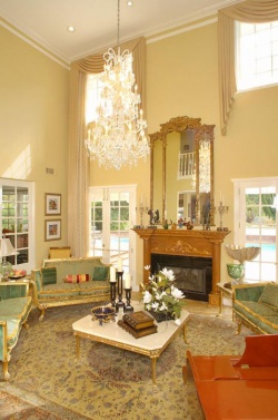 24012 Chestnut Way , Calabasas CA: 
