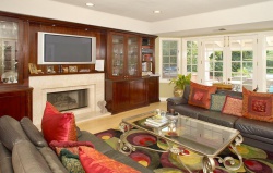 24012 Chestnut Way , Calabasas CA: 