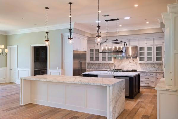 5202 SCOTT ROBERTSON , Hidden Hills CA: 