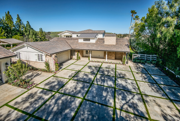 24921 KIT CARSON Road, Hidden Hills CA: 