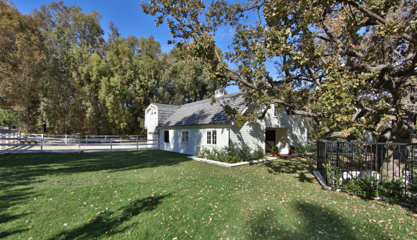 5330 Jed Smith Road, Hidden Hills CA: 