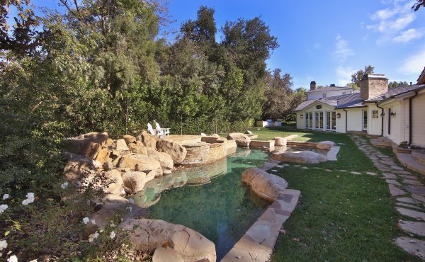 5330 Jed Smith Road, Hidden Hills CA: 