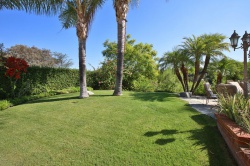 4424   Dulcinea  Court , Woodland Hills CA: 