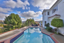 24929 Lorena Drive, Calabasas CA: 