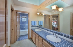 24929 Lorena Drive, Calabasas CA: 
