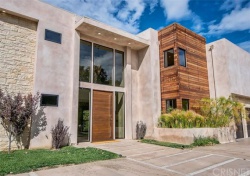 42   Cinch  Road, Bell Canyon CA: 