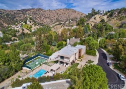 42   Cinch  Road, Bell Canyon CA: 
