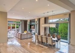 42   Cinch  Road, Bell Canyon CA: 