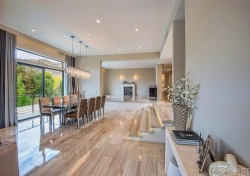 42   Cinch  Road, Bell Canyon CA: 