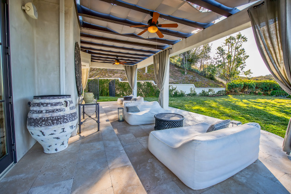 24119 Saint Andrews Lane, Calabasas CA: 