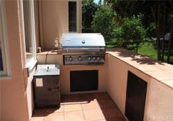 23167   Park Pinta  , Calabasas CA: 