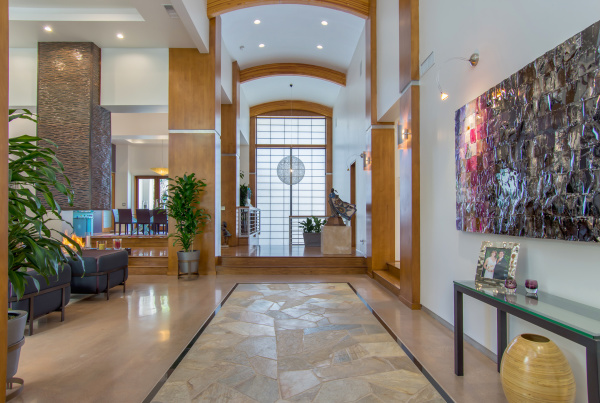 5717   Round Meadow  Road, Hidden Hills CA: 