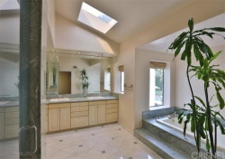 4120 Vicasa Drive, Calabasas CA: 