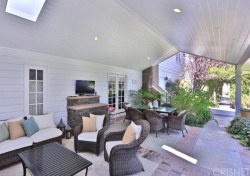 5525   Paradise Valley  Road, Hidden Hills CA: 