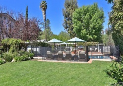 5525   Paradise Valley  Road, Hidden Hills CA: 