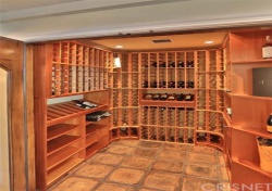5525   Paradise Valley  Road, Hidden Hills CA: 