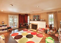 5525   Paradise Valley  Road, Hidden Hills CA: 