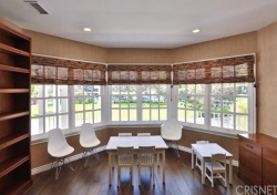 5525   Paradise Valley  Road, Hidden Hills CA: 