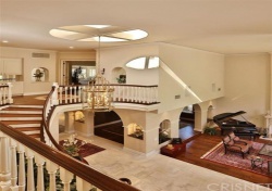 4509 ALTA TUPELO Drive, Calabasas : 