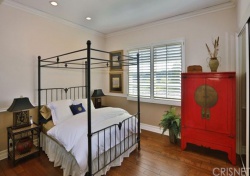 4509 ALTA TUPELO Drive, Calabasas : 