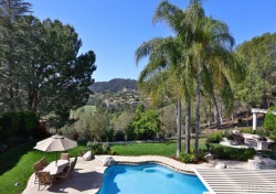4509 ALTA TUPELO Drive, Calabasas : 