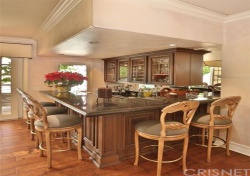 4509 ALTA TUPELO Drive, Calabasas : 