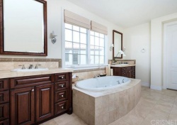 25491 Prado De Amor   , Calabasas CA: 