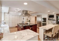 5403   Jed Smith  Road, Hidden Hills CA: 