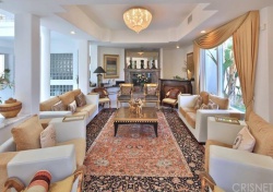 23476   Palm  Drive, Calabasas CA: 