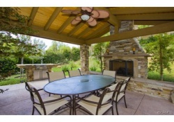 5421 Round Meadow Road, Hidden Hills CA: 