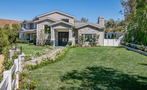 25081 Lewis and Clark, Hidden Hills CA: 