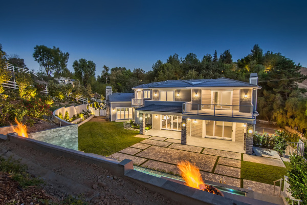 25081 Lewis and Clark, Hidden Hills CA: 