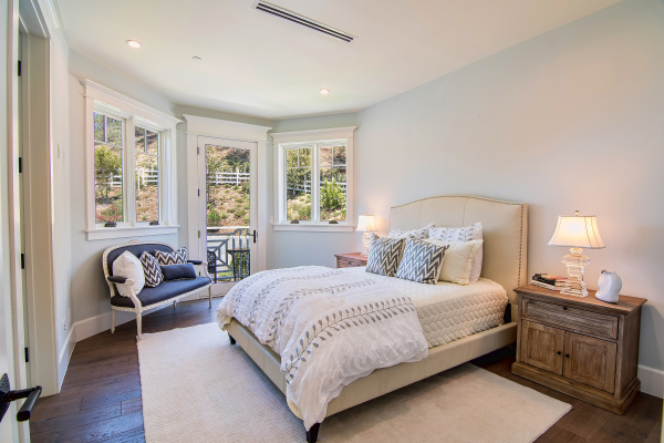 25081 Lewis and Clark, Hidden Hills CA: 