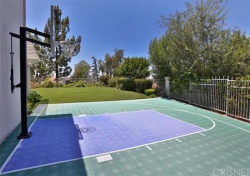 25448   CUMBERLAND  Lane, Calabasas CA: 