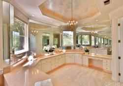 5307 NEWCASTLE Lane, Calabasas CA: 