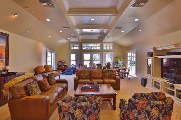 5382 Scott Robertson Road, Hidden Hills CA: 