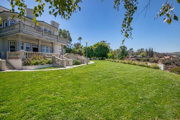 23590 Park South, Calabasas CA: 