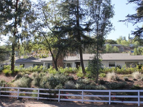 6051 Spring Valley Road, Hidden Hills CA: 