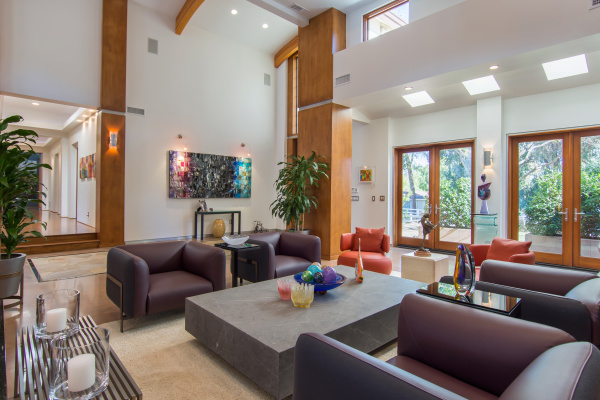 5717 Round Meadow Road, Hidden Hills CA: 