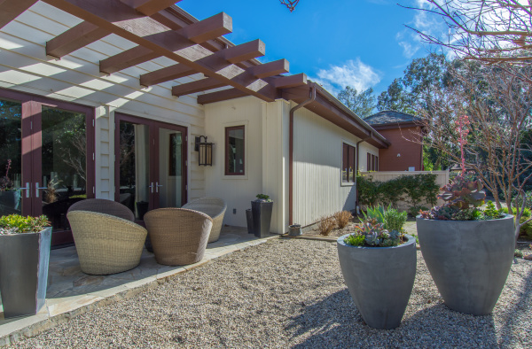5717 Round Meadow Road, Hidden Hills CA: 