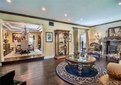5056 Parkway Calabasas, Calabasas CA: 
