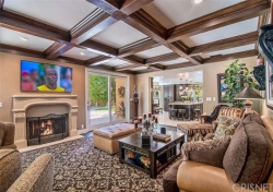 5056 Parkway Calabasas, Calabasas CA: 
