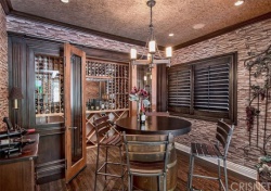 5056 Parkway Calabasas, Calabasas CA: 