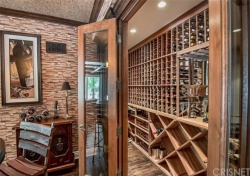 5056 Parkway Calabasas, Calabasas CA: 