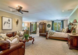 5056 Parkway Calabasas, Calabasas CA: 