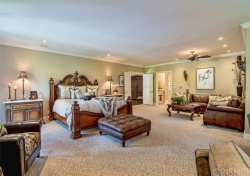 5056 Parkway Calabasas, Calabasas CA: 